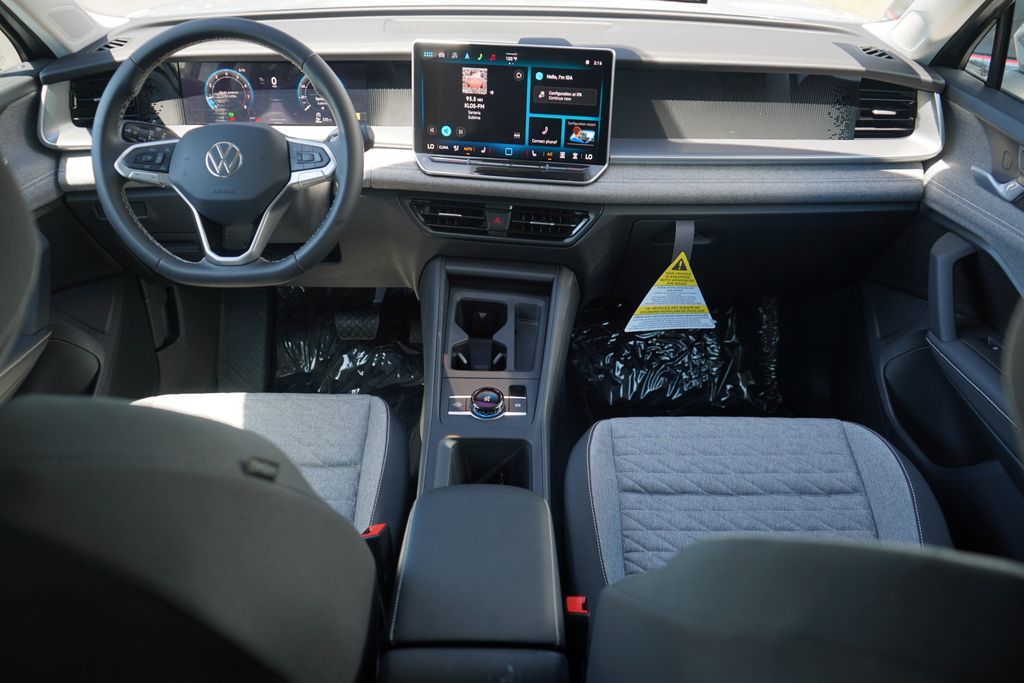 Thumbnail: 2025 Volkswagen Tiguan - 8