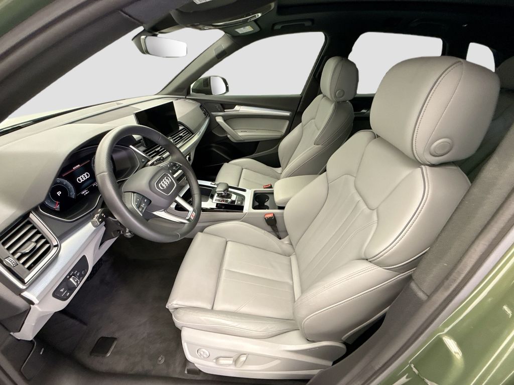 Thumbnail: 2024 Audi Q5 - 17