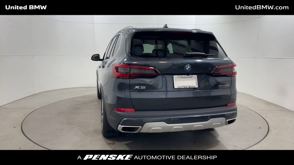 2022 BMW X5 xDrive45e 7