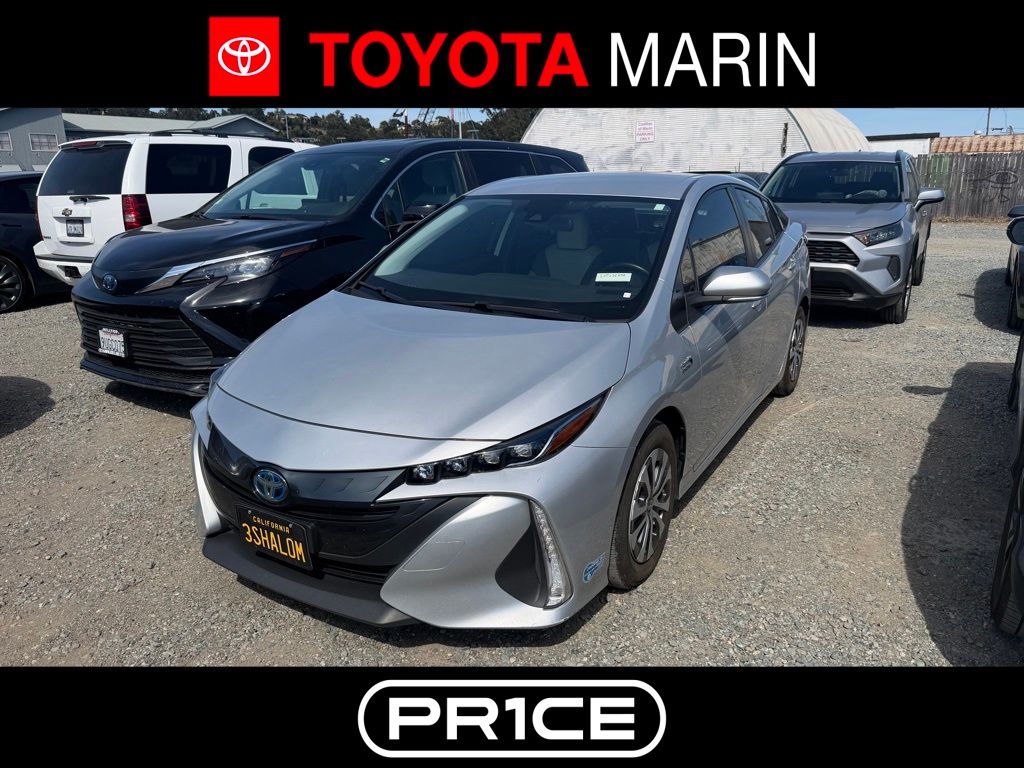 2021 Toyota Prius Prime XLE's photo