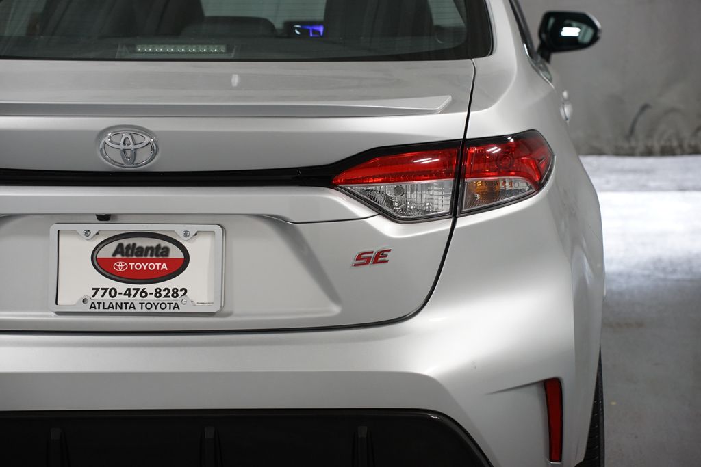 Thumbnail: 2024 Toyota Corolla - 10