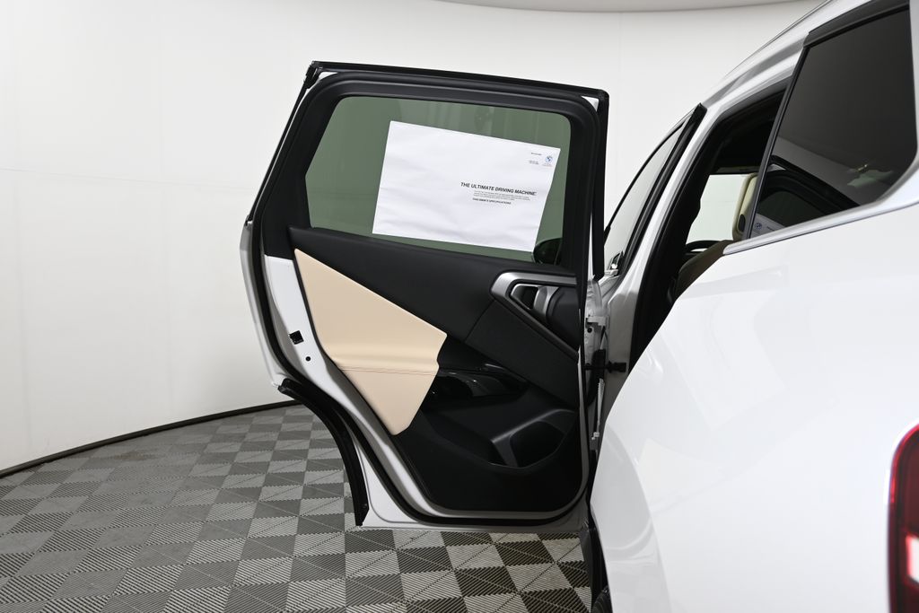 Thumbnail: 2026 BMW X3 - 31