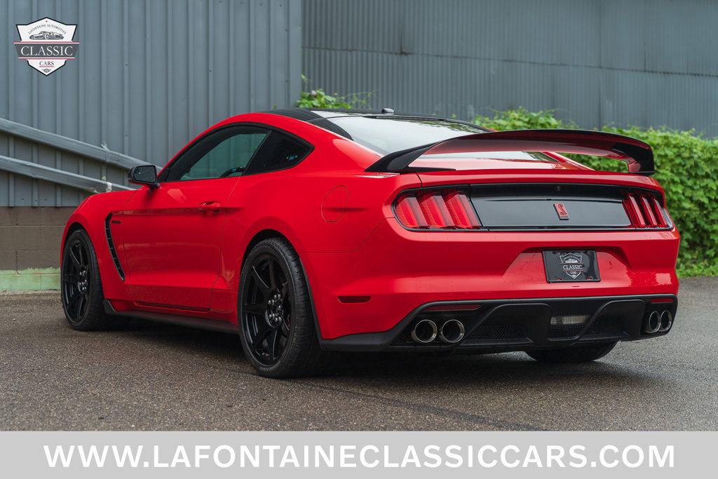 2017 Ford Mustang 27