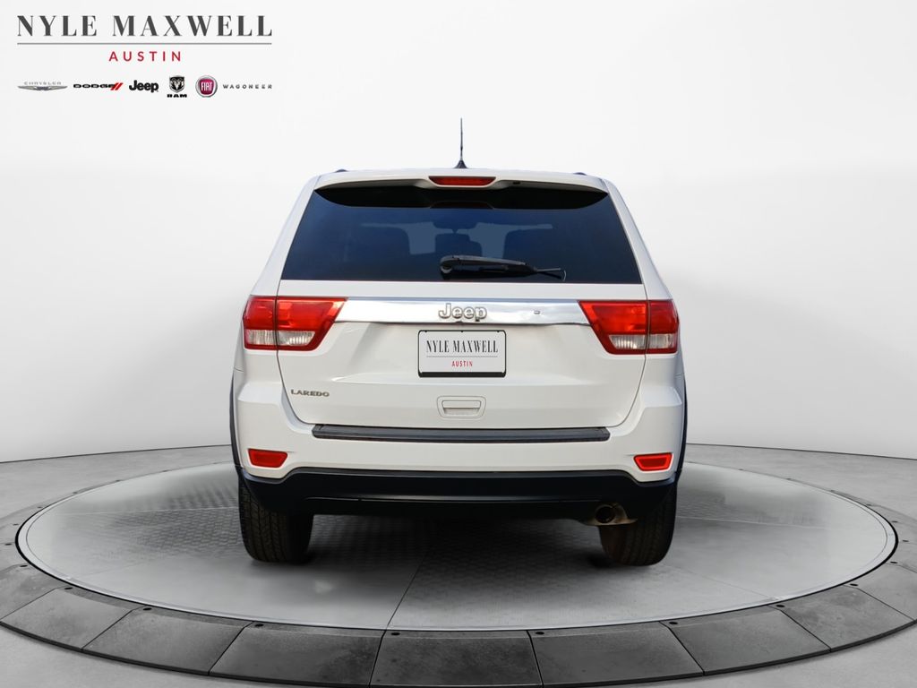Used Car 2013 Jeep Grand Cherokee  Laredo For Sale Under $12,000 In Austin, Texas
