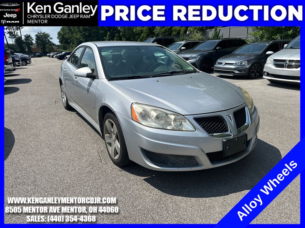Quicksilver Metallic 2010 Pontiac G6 Sedan Front-Wheel Drive 4-Speed Automatic Overdrive