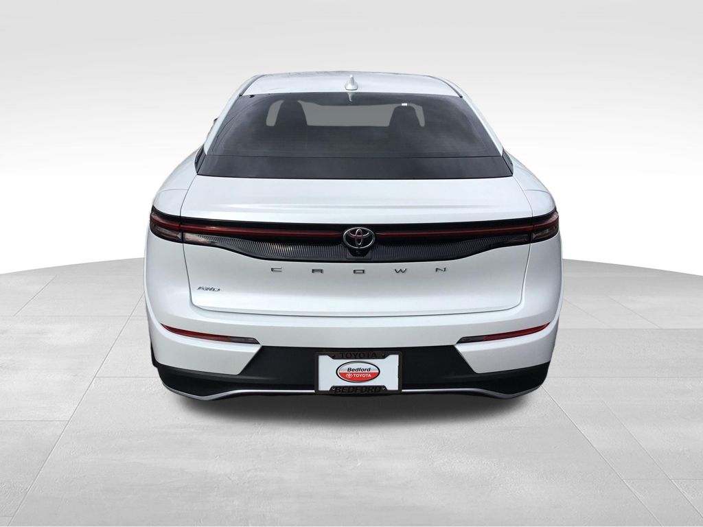 Thumbnail: 2023 Toyota Crown - 4