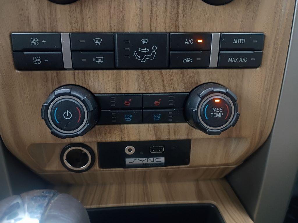 Used Car 2011 Ford F-150  Lariat For Sale Under $12,000 In Austin, Texas