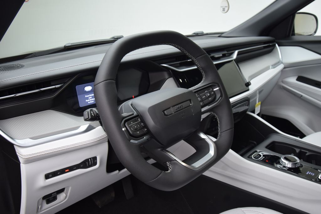 new 2026 Jeep Cherokee car, priced at $42,713