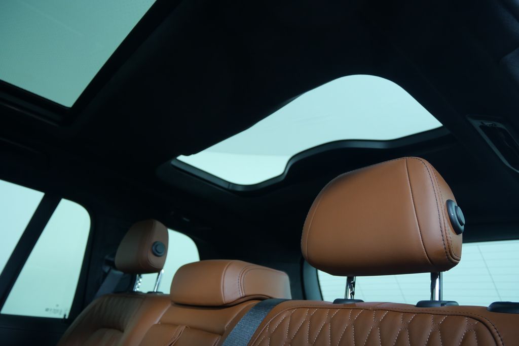 2024 BMW X7 xDrive40i 16