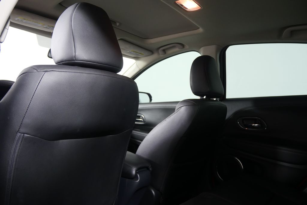 Thumbnail: 2018 Honda HR-V - 16