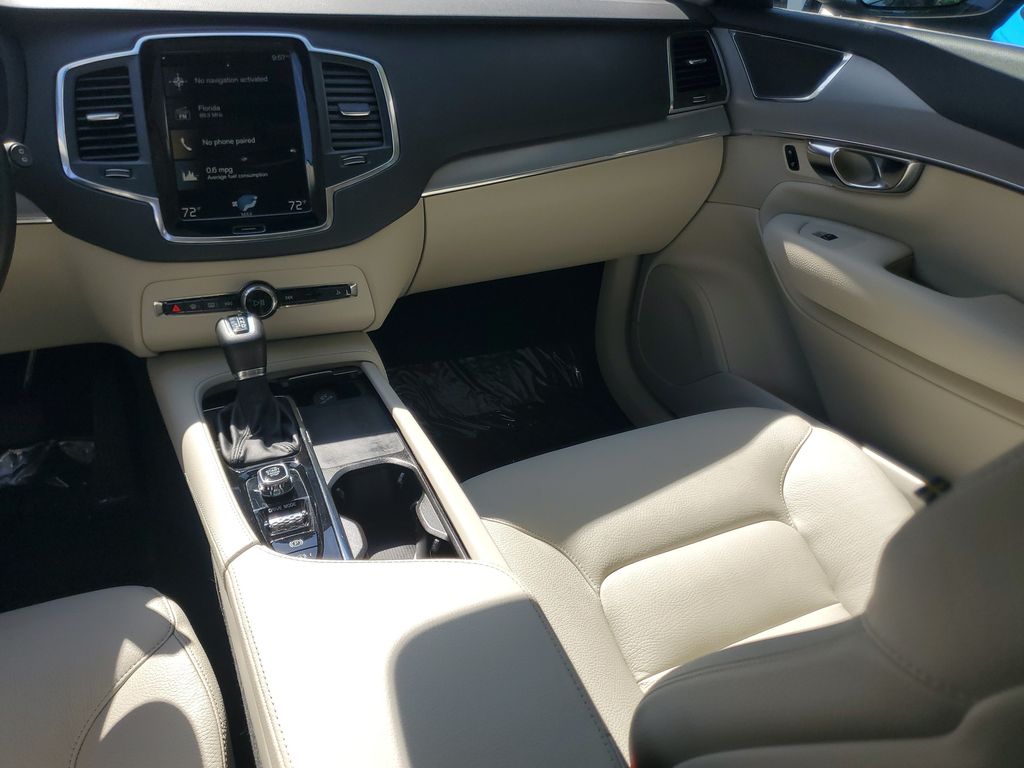 used 2021 Volvo XC90 car, priced at $24,995