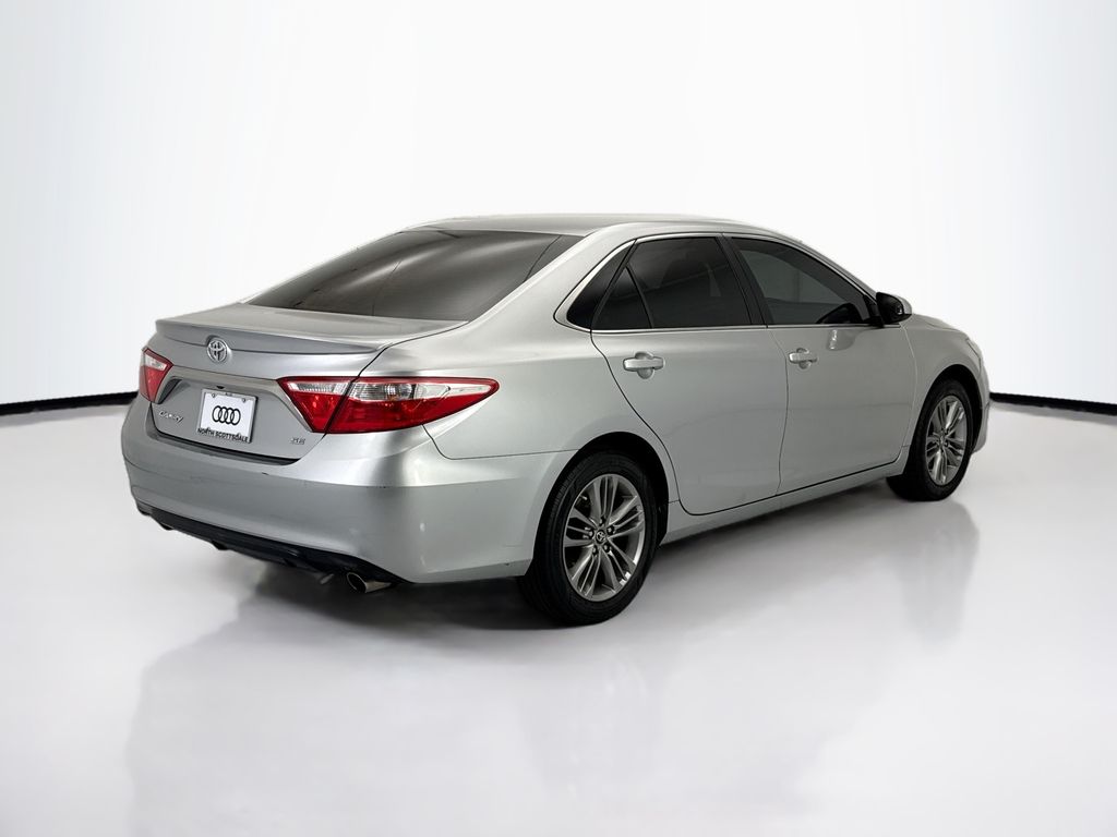 Thumbnail: 2016 Toyota Camry - 5