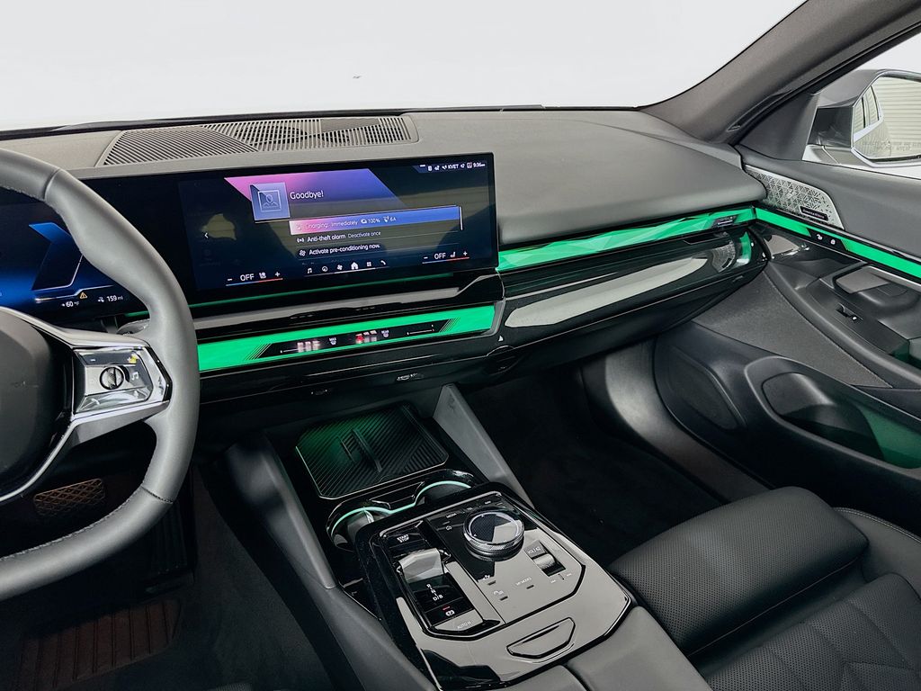 Thumbnail: 2024 BMW i5 - 23