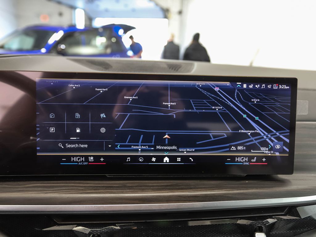 Thumbnail: 2024 BMW X5 - 16