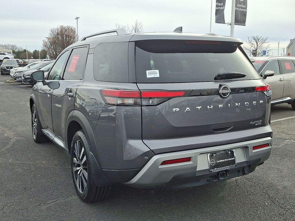 Thumbnail: 2023 Nissan Pathfinder - 4