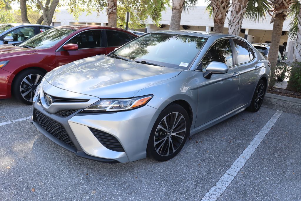 2019 Toyota Camry SE -
                West Palm Beach, FL