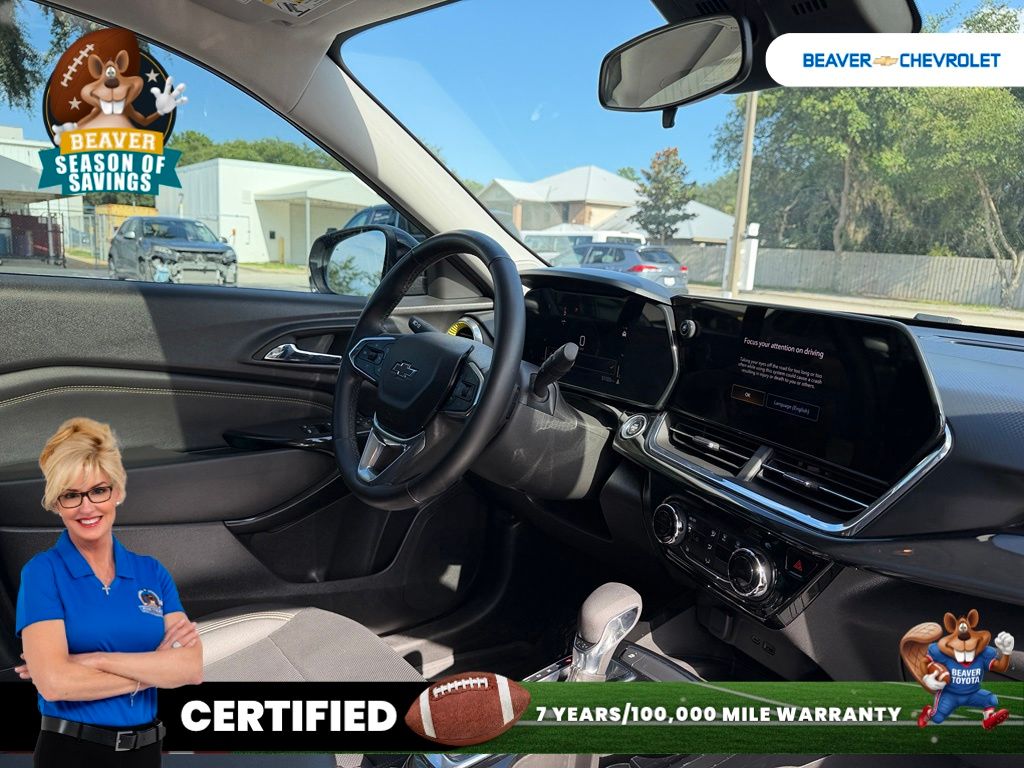Used 2024 Chevrolet Trax SUV