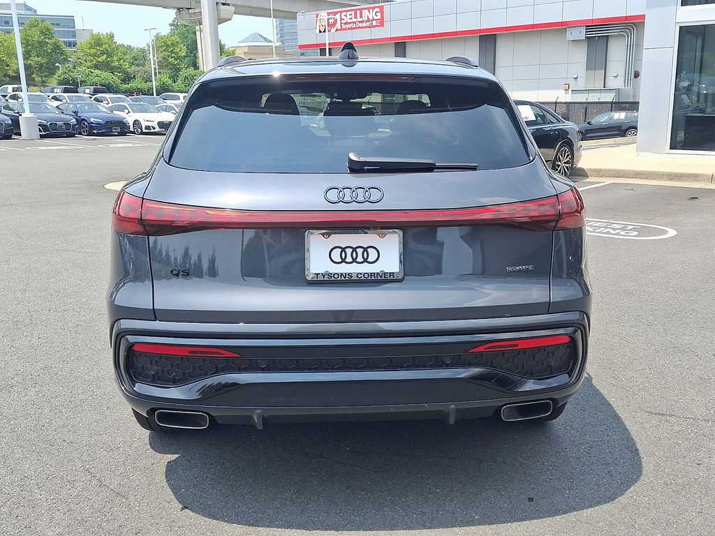 Thumbnail: 2026 Audi Q5 - 4