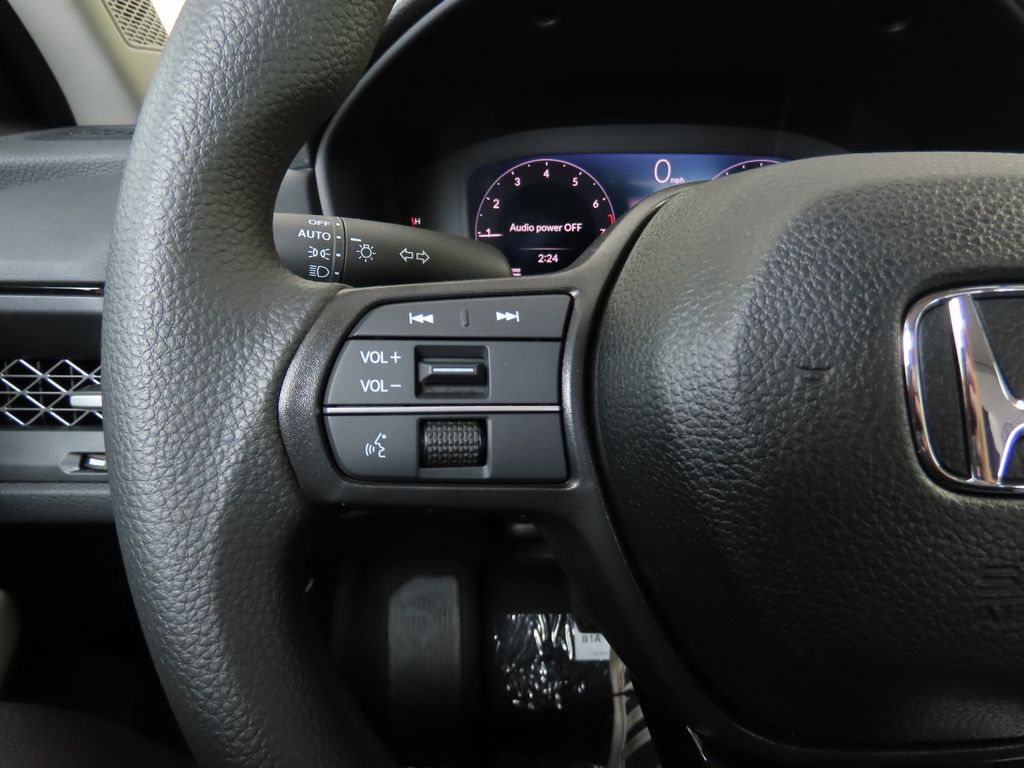 2025 Honda Accord SE 12