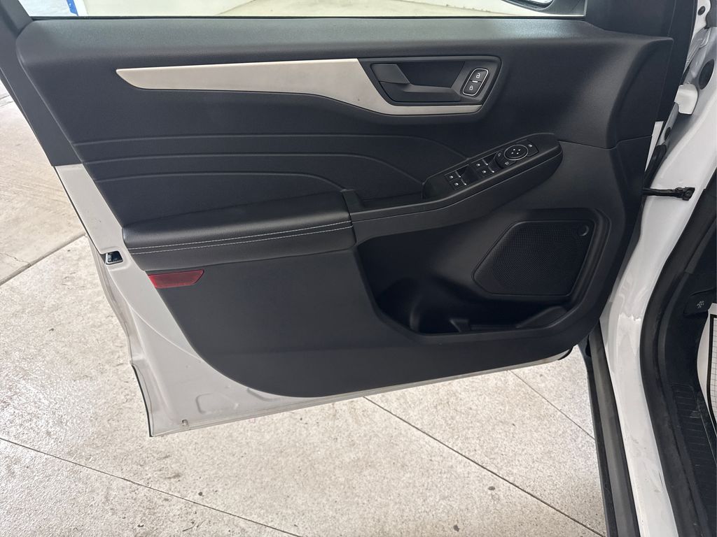 2022 Ford Escape SE - Photo 29