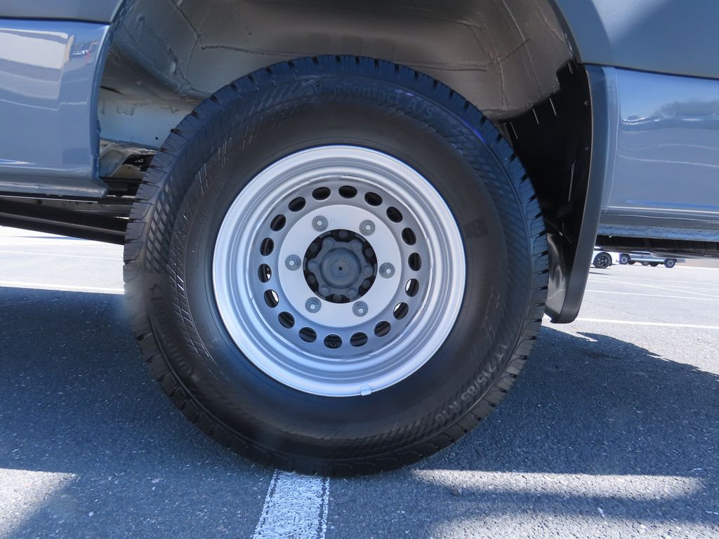 Thumbnail: 2026 Mercedes-Benz Sprinter - 30