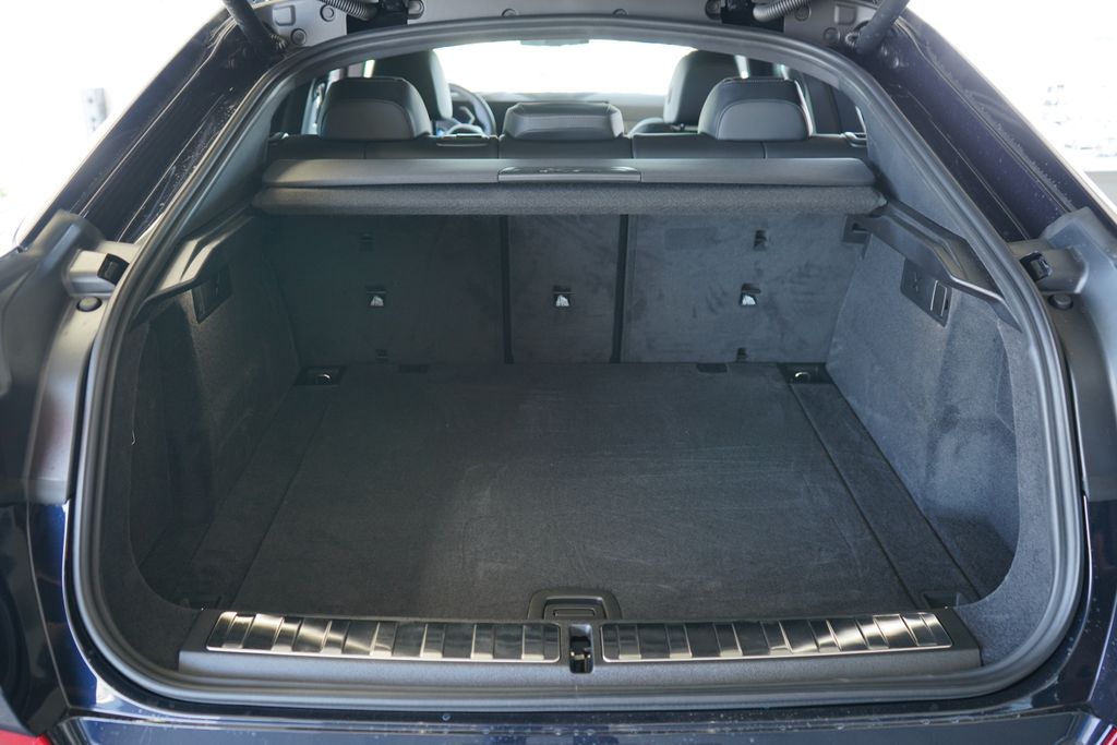 Thumbnail: 2026 BMW X6 - 21