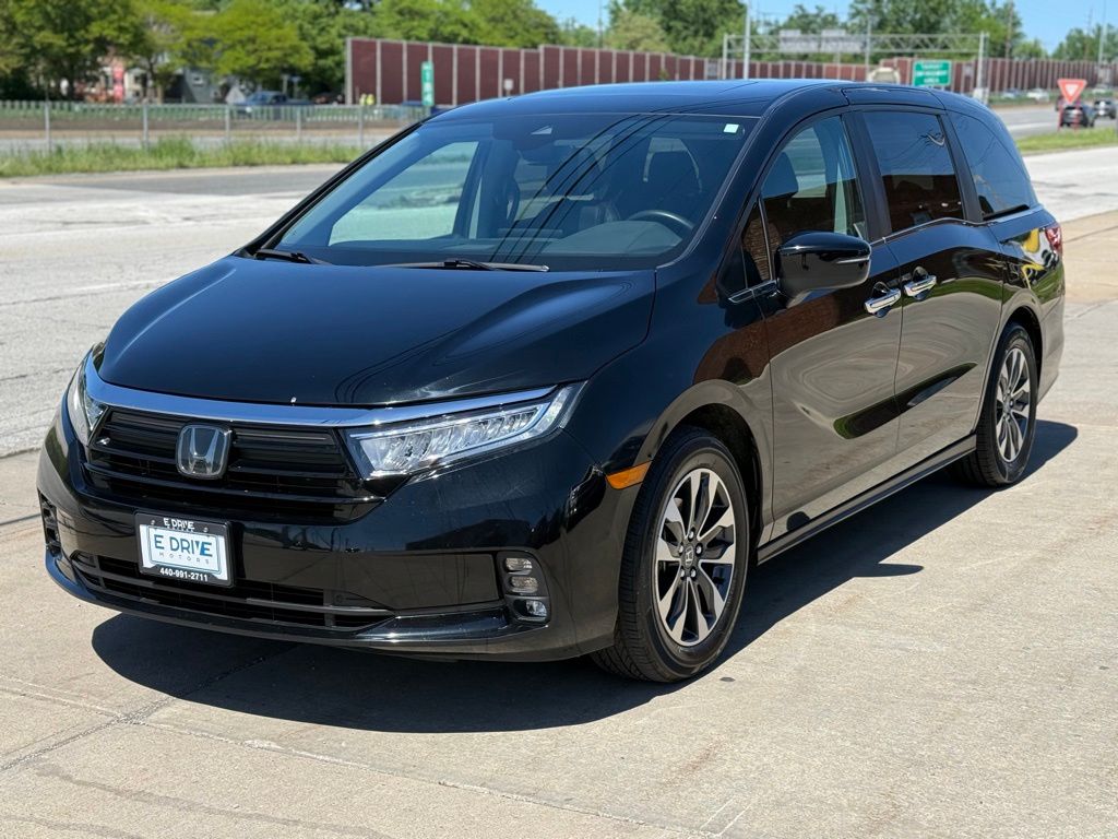 2024 Honda Odyssey EX-L's photo
