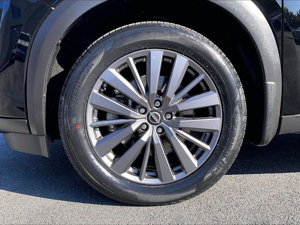 2023 Nissan Pathfinder — photo 7