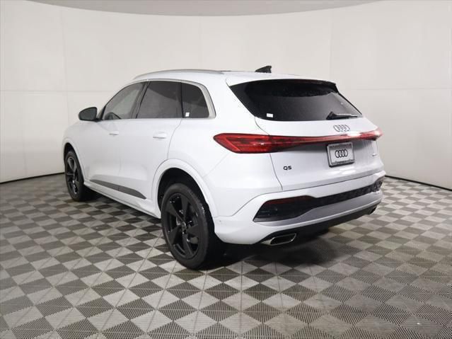 Thumbnail: 2025 Audi Q5 - 7