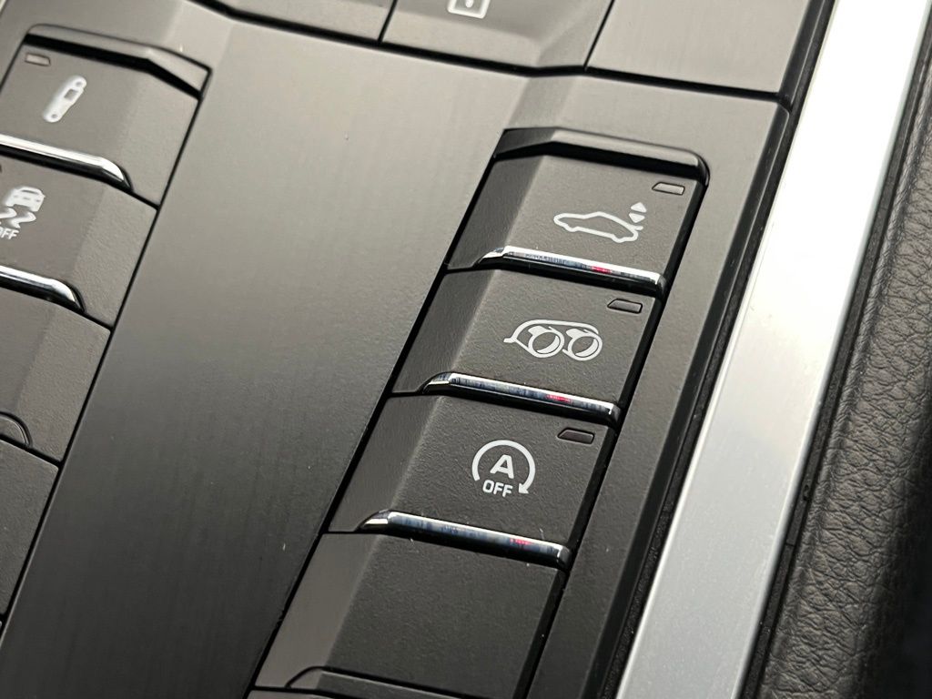 Thumbnail: 2023 Porsche 718 Cayman - 20