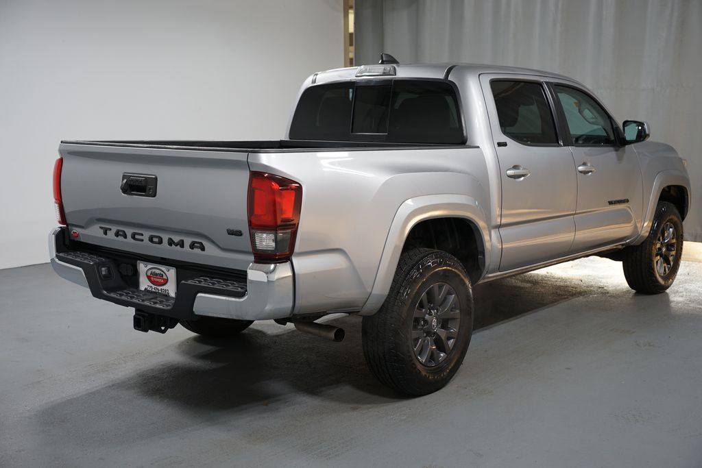 Thumbnail: 2021 Toyota Tacoma - 8