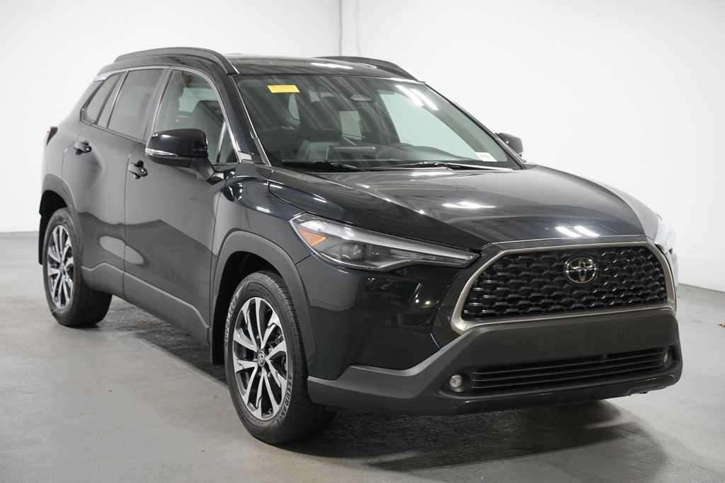 Thumbnail: 2024 Toyota Corolla Cross - 3