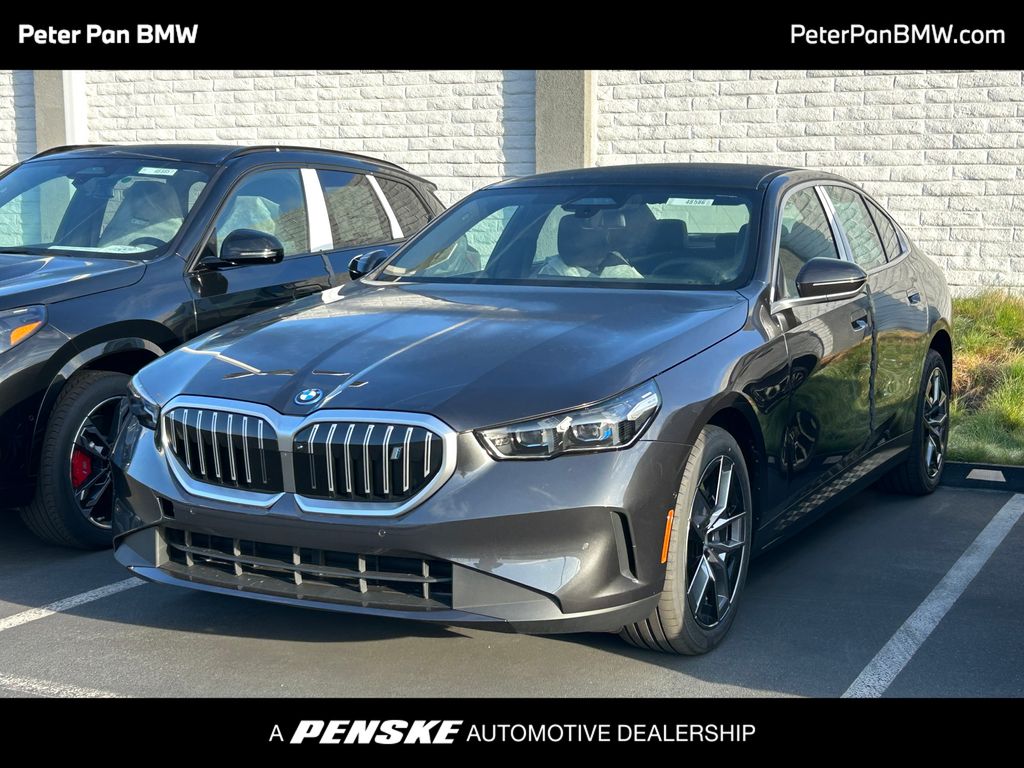 Thumbnail: 2026 BMW i5 - 1
