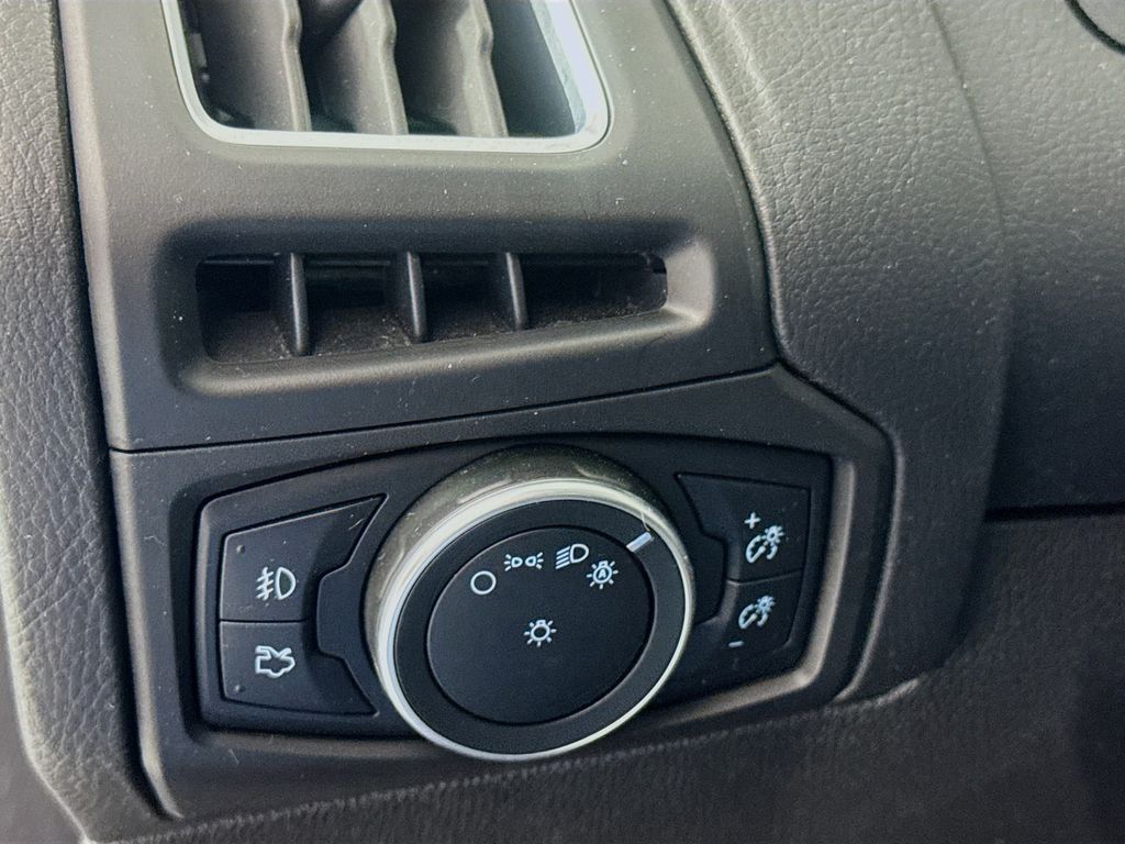 Used Car 2018 Ford Focus  St For Sale Under $25,000 In Austin, Texas