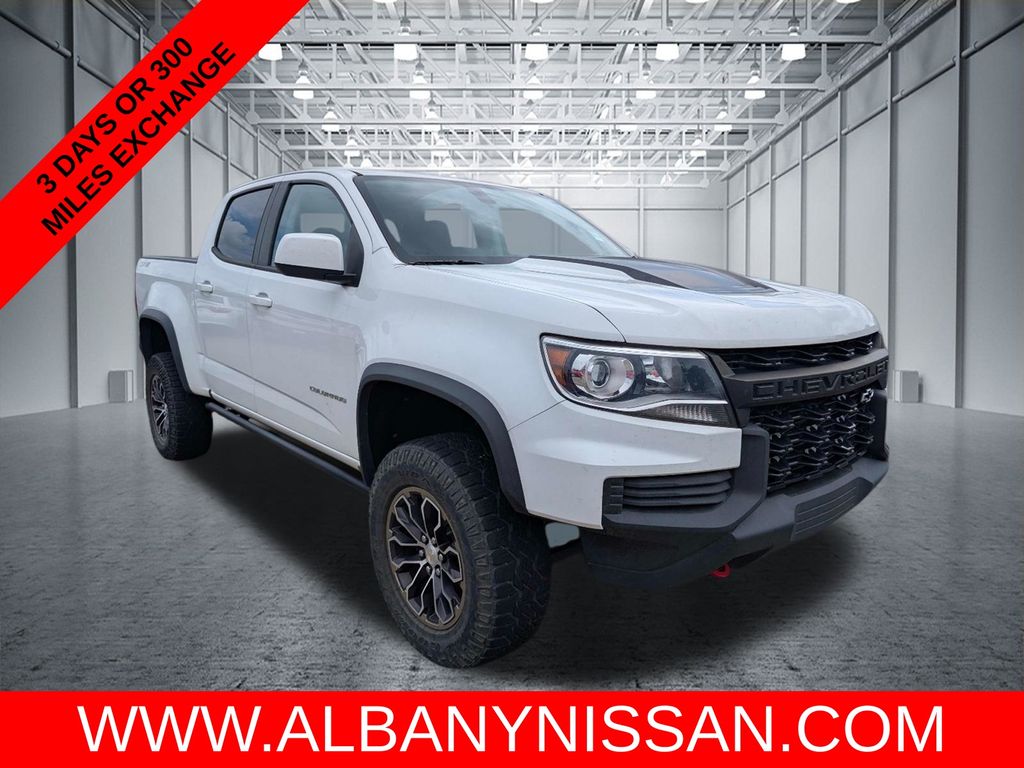 Summit White 2021 Chevrolet Colorado Pickup Truck Four-Wheel Drive 8-Speed Automatic