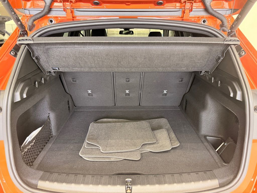 Thumbnail: 2025 BMW X1 - 23