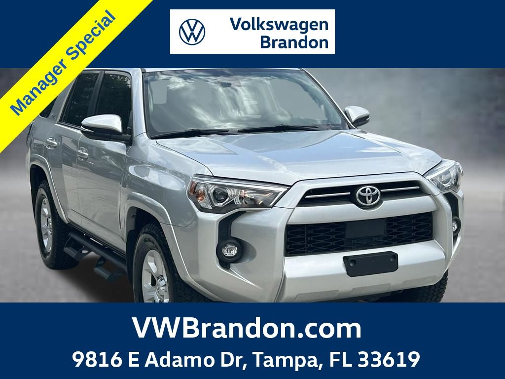 Classic Silver Metallic 2021 Toyota 4Runner SUV / Crossover 4X2 5-Speed Automatic Overdrive