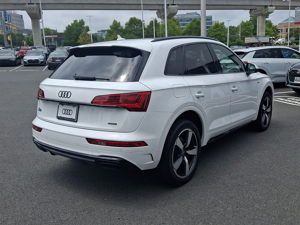 Thumbnail: 2024 Audi Q5 - 4