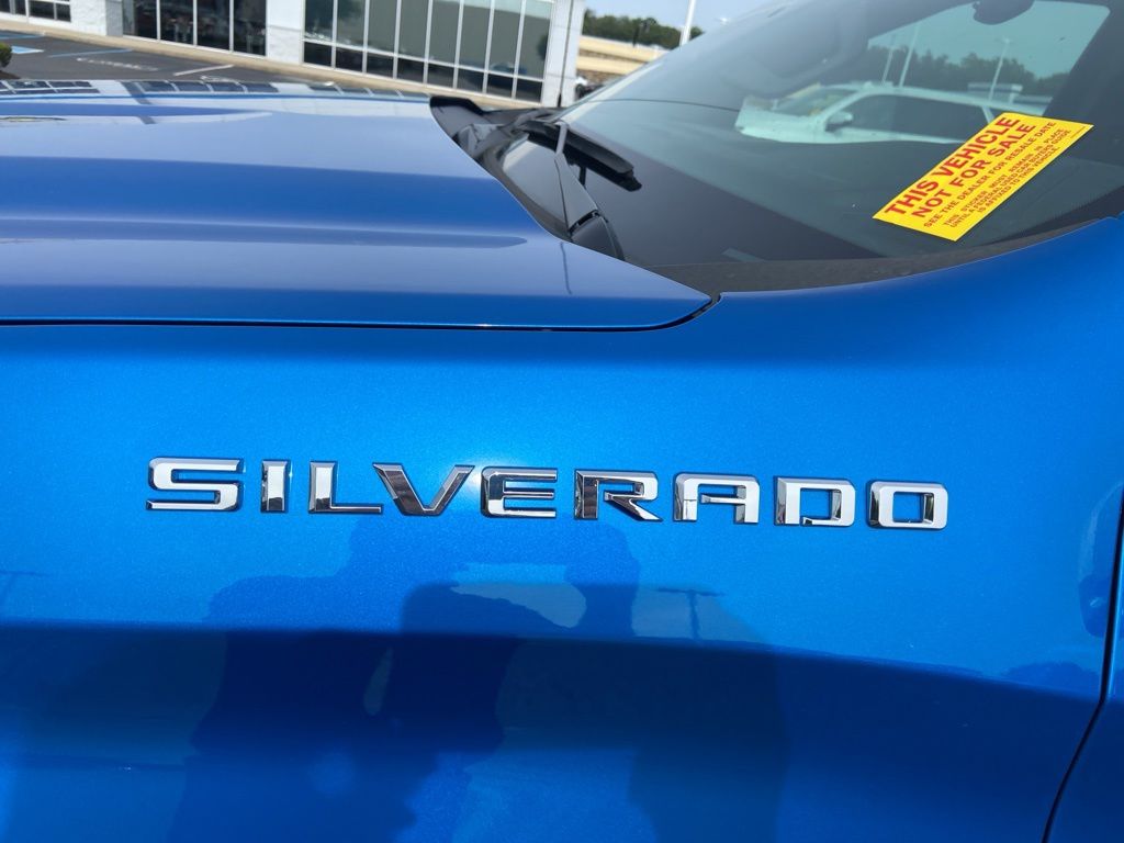 Thumbnail: 2024 Chevrolet Silverado 1500 - 13