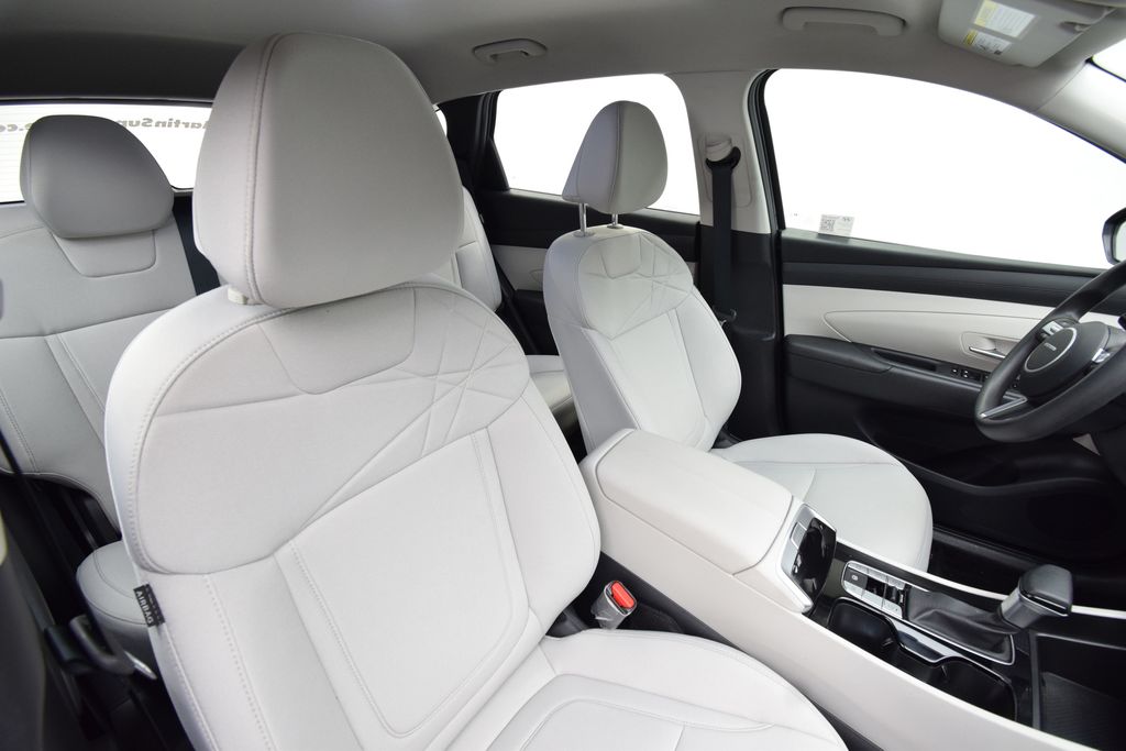 used 2025 Hyundai Tucson car, priced at $28,000