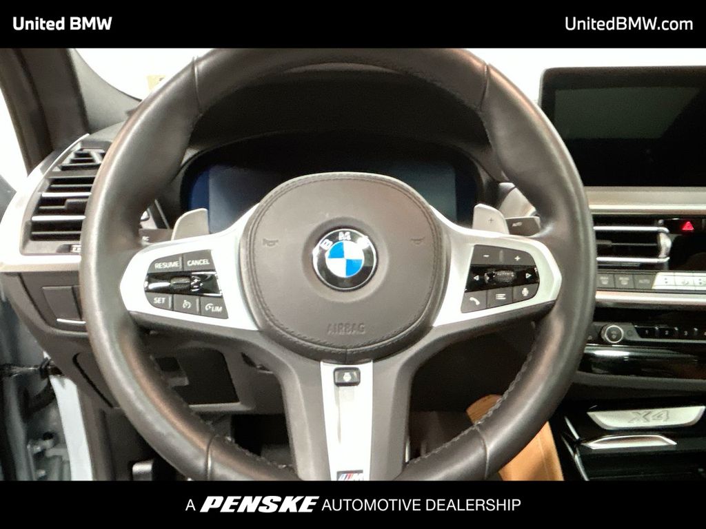 Thumbnail: 2025 BMW X4 - 14