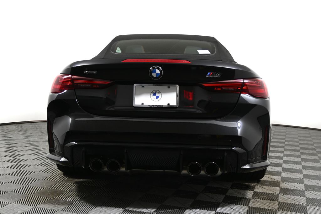 Thumbnail: 2025 BMW M4 - 7