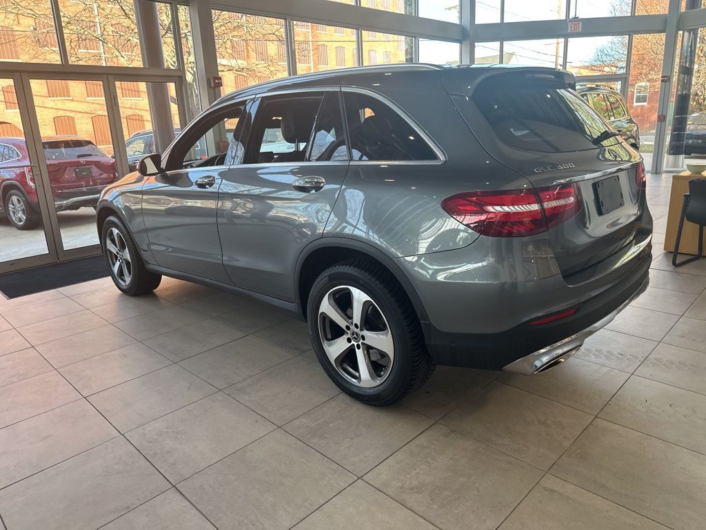 2018 Mercedes-Benz GLC GLC 300 5