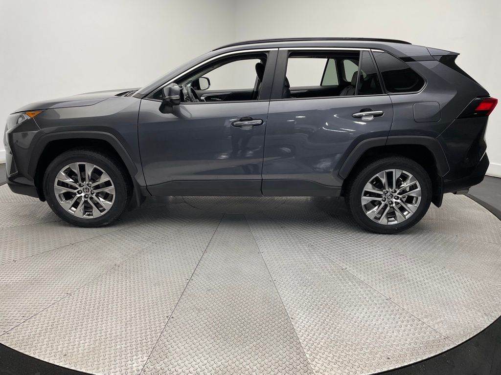 2021 Toyota RAV4 Limited 8