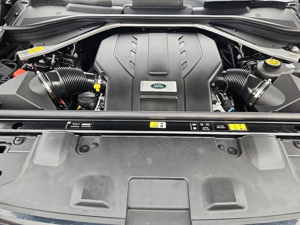 Thumbnail: 2023 Land Rover Range Rover - 29