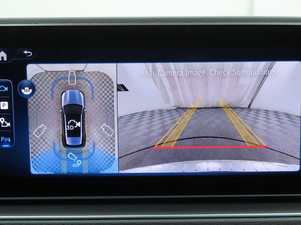 Thumbnail: 2026 Mercedes-Benz GLE - 13