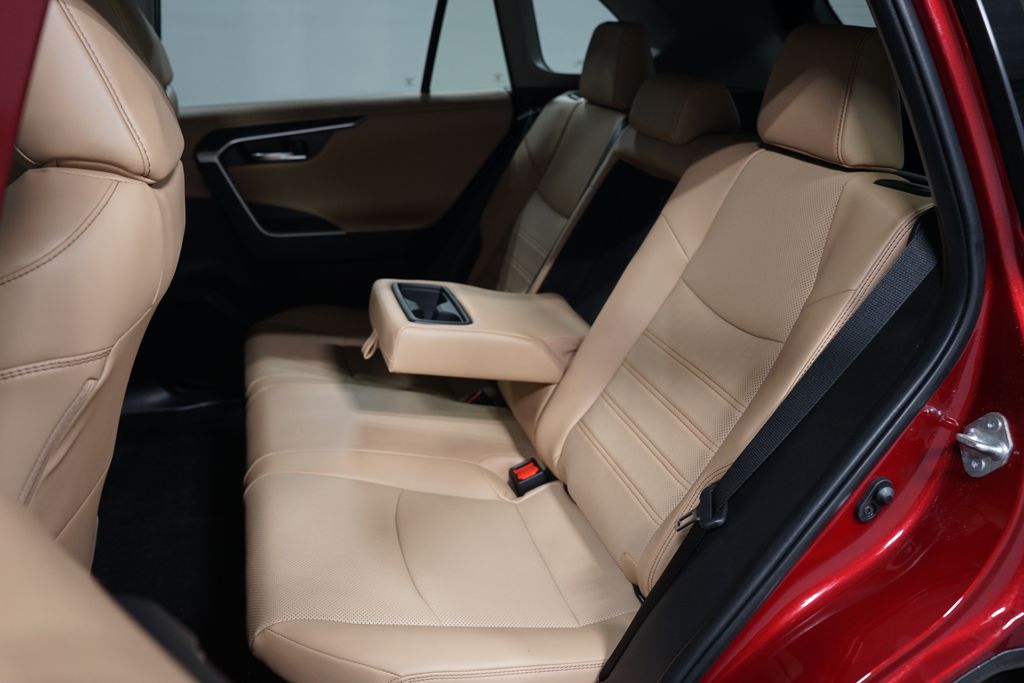 Thumbnail: 2024 Toyota RAV4 - 30