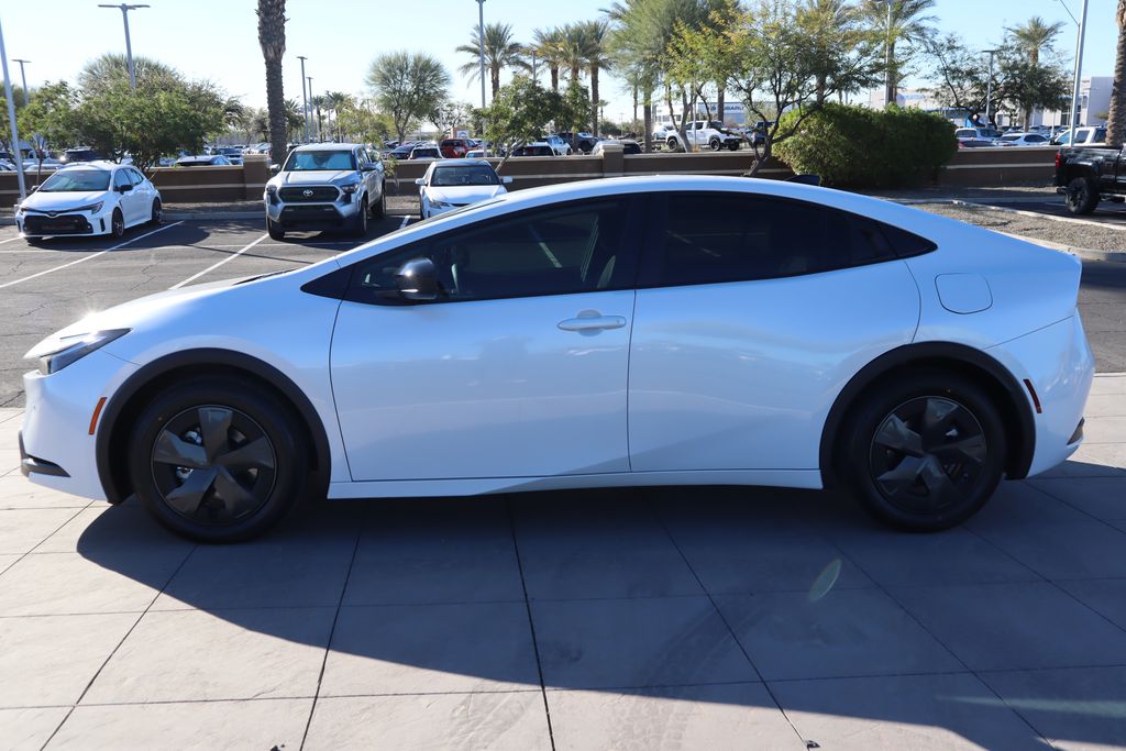 Thumbnail: 2026 Toyota Prius - 8