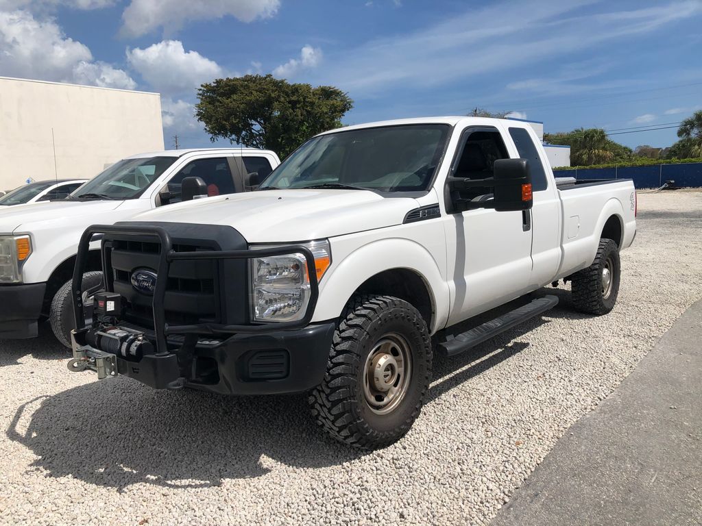 White 2015 Ford F-350 Super Duty XL SuperCab 4WD Pickup Truck Four-Wheel Drive 6-Speed Automatic
