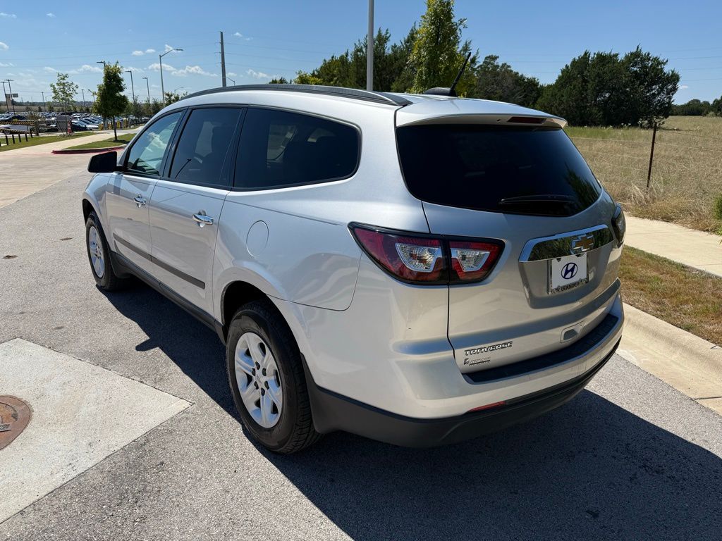 Thumbnail: 2017 Chevrolet Traverse - 7